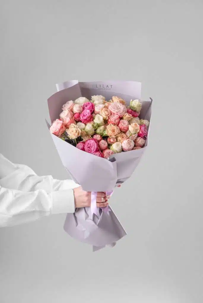 პიონისებური სპრეი ვარდი