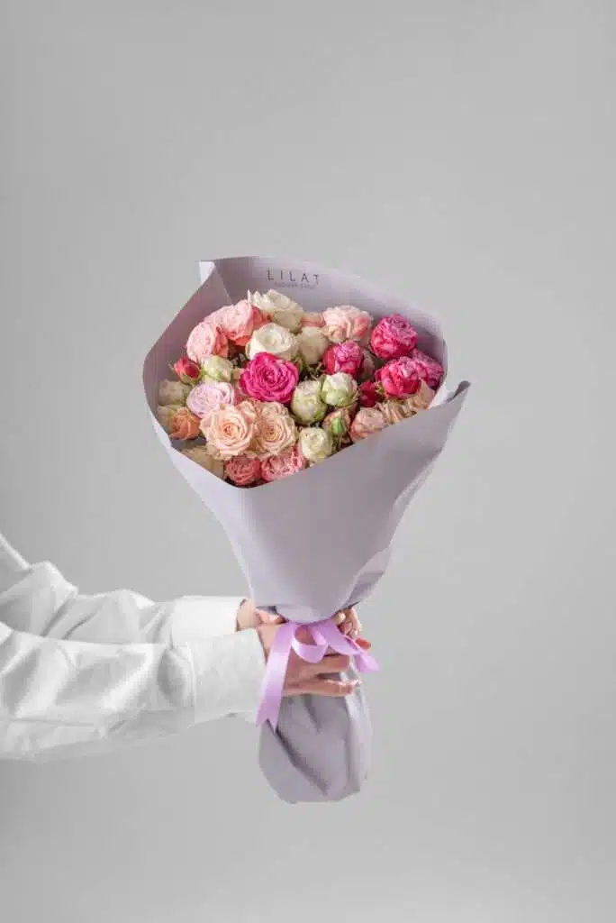 პიონისებური სპრეი ვარდი