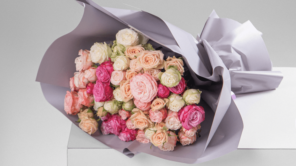 Spray Rose bouquet Delivery