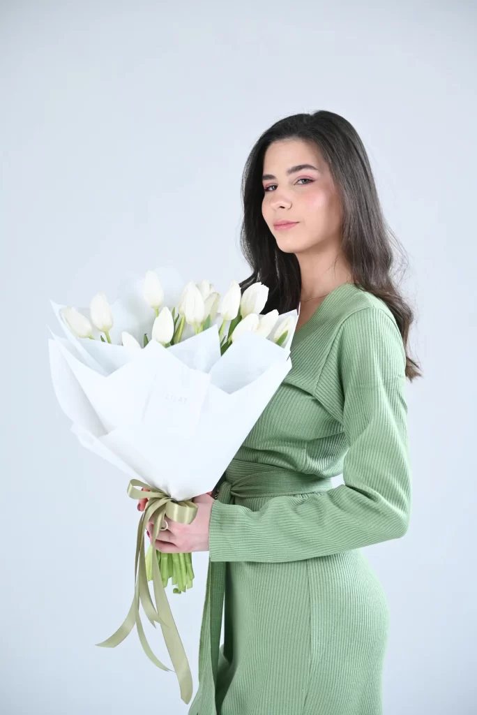 ტიტები მიტანით