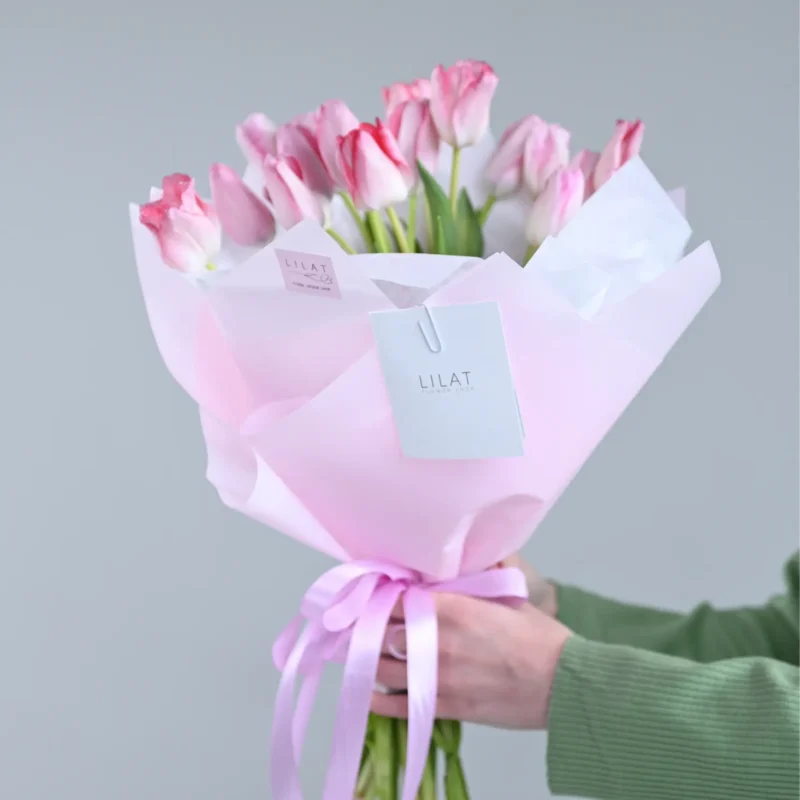 ტიტების თაიგული, ვარდისფერი