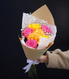 ფერადი ვარდები
