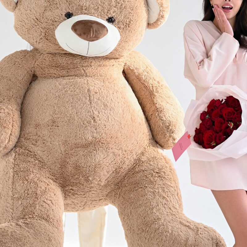 ვარდების თაიგული + 2 მეტრიანი დათუნია