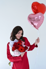 თაიგული '' ვალენტინი'' + 2 ც ჰელიუმის ბუშტი