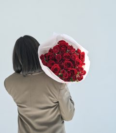 წითელი ვარდების მიქსი