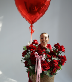 ყვავილების მაღაზია,თაიგულები,ყვავილები,საქორწილო თაიგულები,საჩუქრები