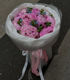 ყვავილების მაღაზია,თაიგულები,ყვავილები,საქორწილო თაიგულები,საჩუქრები