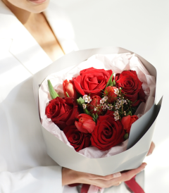 ყვავილების მაღაზია,თაიგულები,ყვავილები,საქორწილო თაიგულები,საჩუქრები