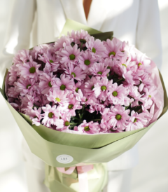 ყვავილების მაღაზია,თაიგულები,ყვავილები,საქორწილო თაიგულები,საჩუქრები