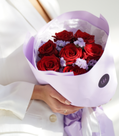 ყვავილების მაღაზია,თაიგულები,ყვავილები,საქორწილო თაიგულები,საჩუქრები